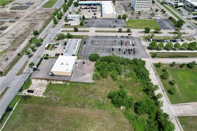 9846 Lake Forest Boulevard, New Orleans, LA 70127 - #2