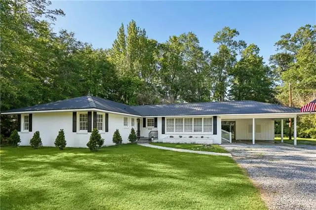 1347 Edward Lane, Bogalusa, LA 70427 - #1