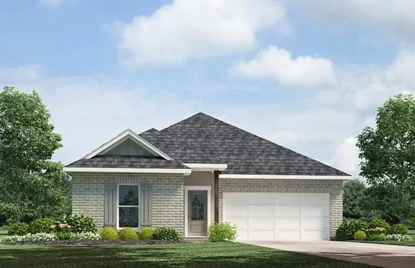 30305 Lancaster Court, Lacombe, LA 70445