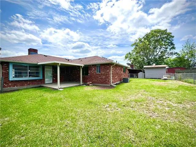 2420 E Sunny Meade Drive, Harvey, LA 70058 - #2