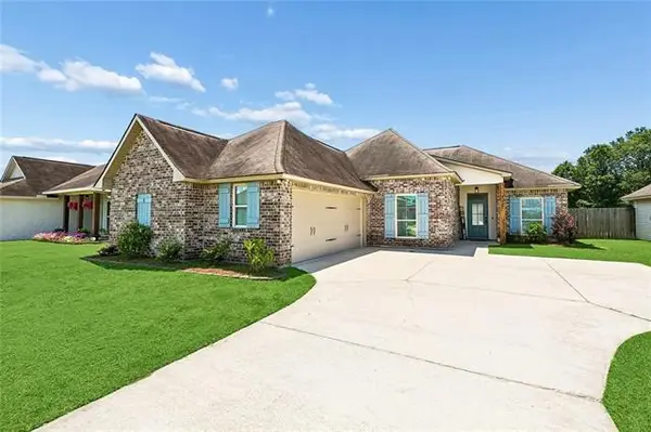 31357 Sweetwater Ridge Drive, Walker, LA 70785