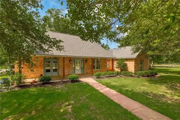 50275 Huckleberry Lane, Folsom, LA 70437
