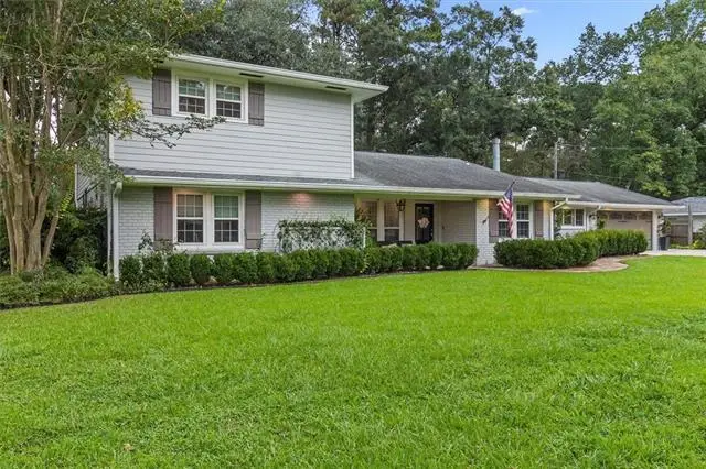 1118 W 11th Avenue, Covington, LA 70433 - #2