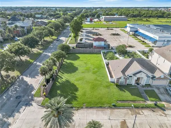 11401 Melvin Place, New Orleans, LA 70128
