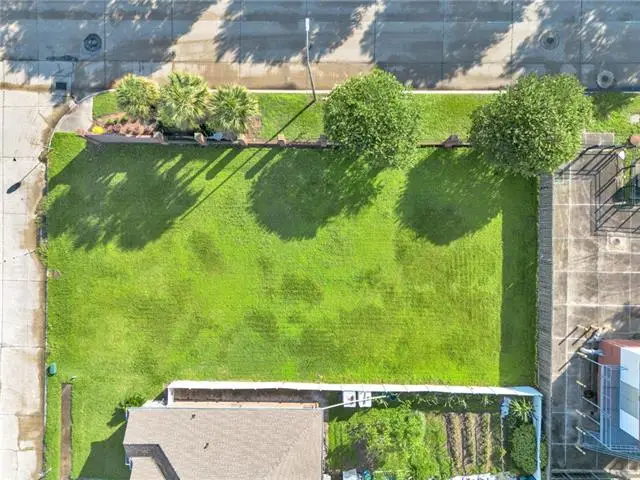 11401 Melvin Place, New Orleans, LA 70128 - #2