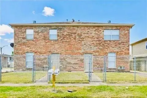 6900-02 Salem Drive, New Orleans, LA 70127