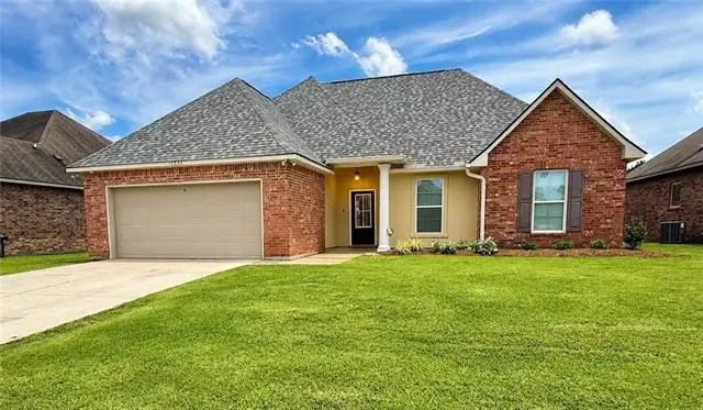 13850 Ponderosa Drive, Denham Springs, LA 70726 - #2