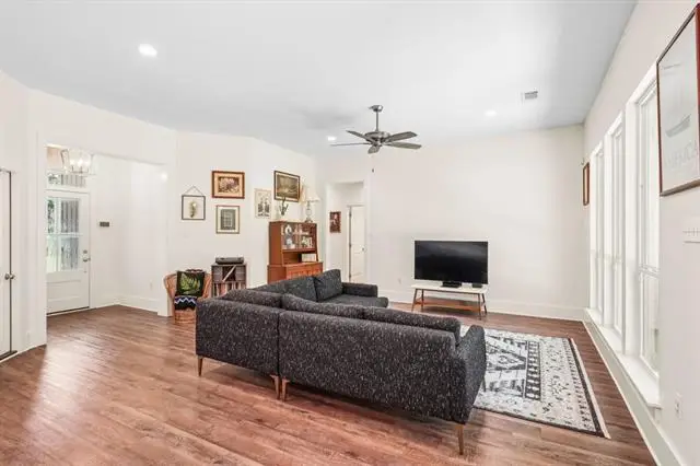 415 Orleans Avenue, Covington, LA 70433 - #3