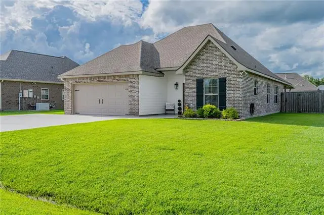 13083 E Coles Creek Loop, Hammond, LA 70403 - #1
