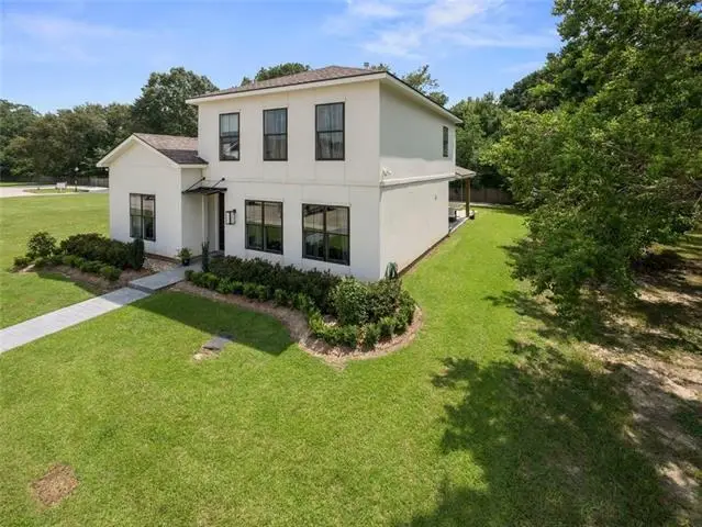 1206 Rue Monet Lane, Mandeville, LA 70471 - #2
