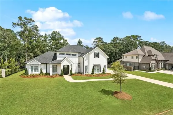 5037 Twin River Place, Covington, LA 70433