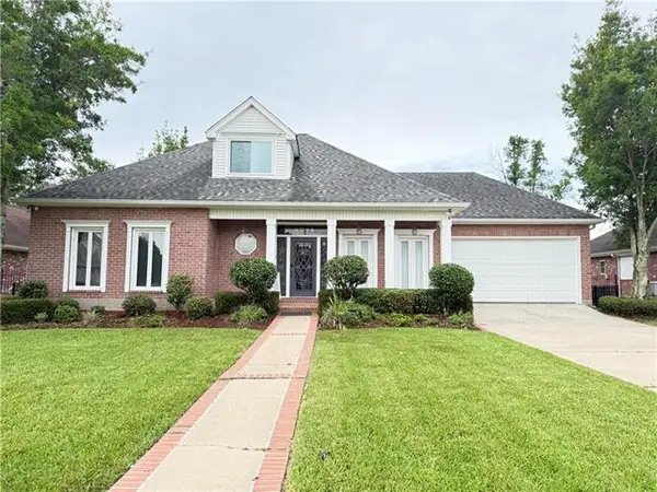 3721 Lake Kristin Drive, Gretna, LA 70056