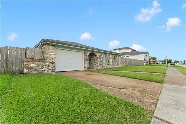 3409 Plaza Drive, Chalmette, LA 70043 - #3