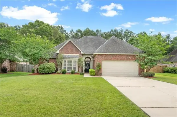 159 Beau Arbre Court, Covington, LA 70433