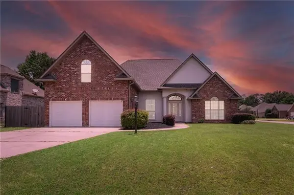 500 Drake Elm Court, Madisonville, LA 70447