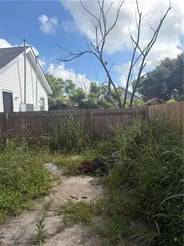 1025-27 Lamanche Street, New Orleans, LA 70117 - #2