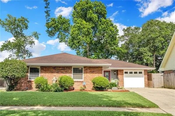 725 Hermes Place, Terrytown, LA 70056