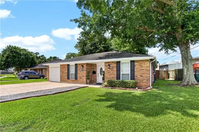 3300 Mount Laurel Drive, Gretna, LA 70056 - #3