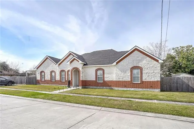 2504 Campagna Drive, Chalmette, LA 70043 - #2