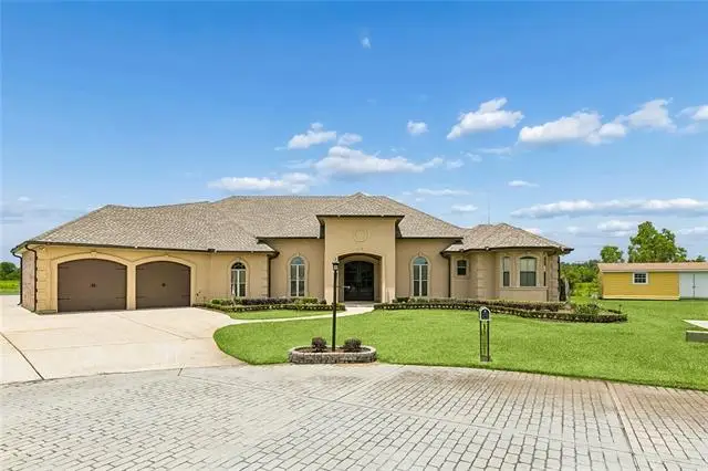 102 Bailey Estates Drive, Belle Chasse, LA 70037 - #2