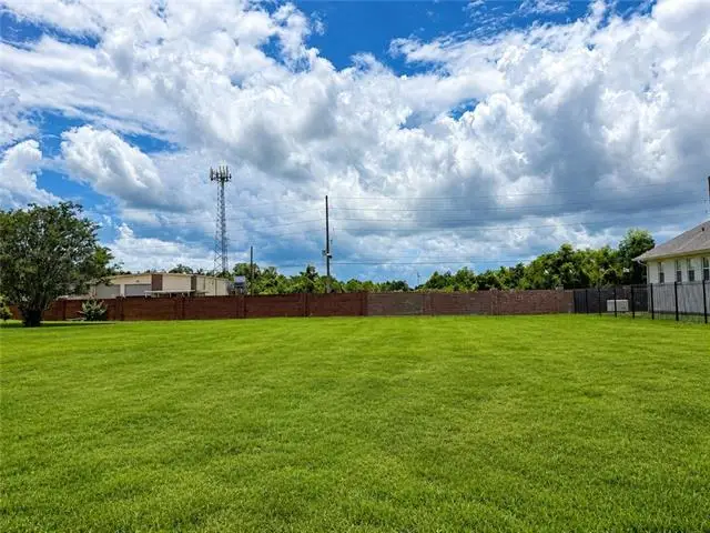 3720 Lake Arrowhead Drive, Harvey, LA 70058 - #2