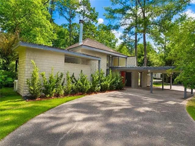 1229 W Presidents Drive, Covington, LA 70433 - #1