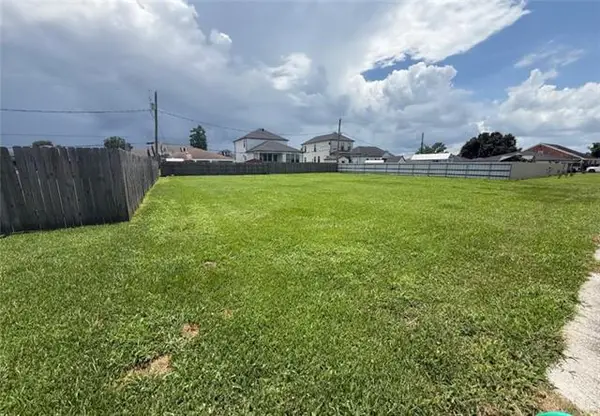 316 Ocelot Drive, Arabi, LA 70032