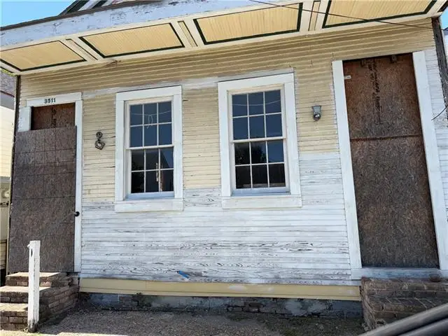 3509-11 S Saratoga Street, New Orleans, LA 70115 - #3
