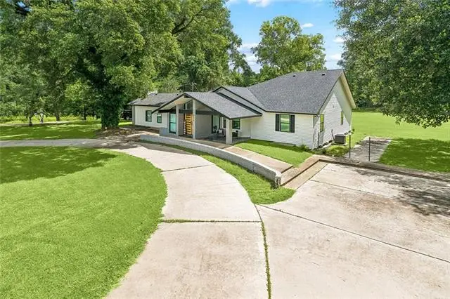 676 E Railroad Avenue, Independence, LA 70443 - #1