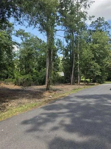 28-B Oak Hollow Drive, Hammond, LA 70401