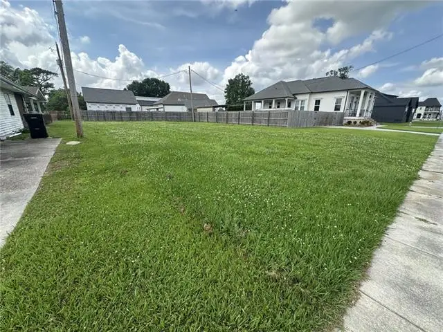 416 Norton Avenue, Arabi, LA 70032 - #2