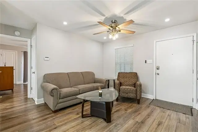 2201 Houma Boulevard #105, Metairie, LA 70001 - #3
