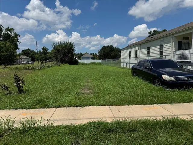 5431 N Tonti Street, New Orleans, LA 70117 - #1