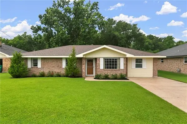 404 Ellen Street, Ama, LA 70031