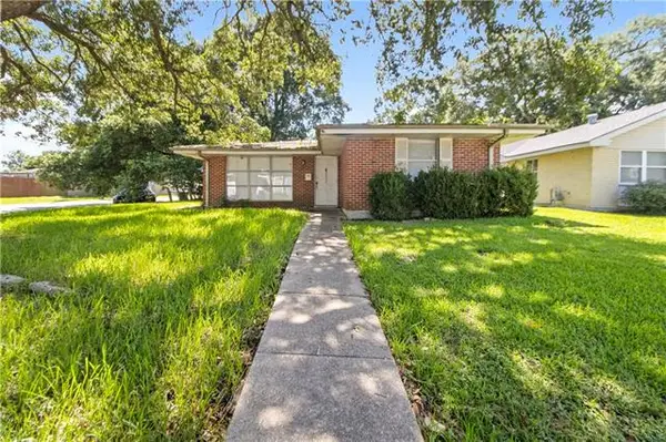 2737 Bristol Place, New Orleans, LA 70131
