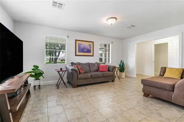 26 W Carmack Drive, Chalmette, LA 70043 - #3