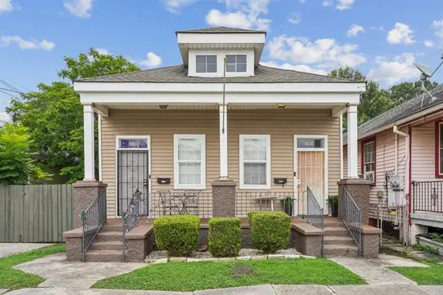 8221-23 Apple Street, New Orleans, LA 70118 - #1
