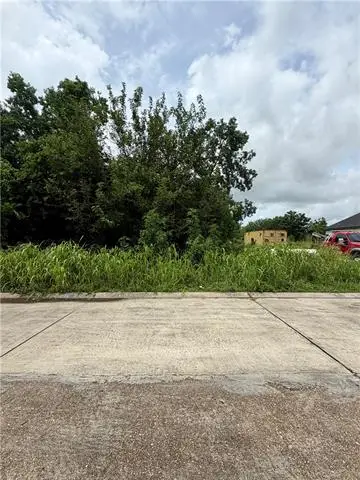 6118 Shirley Taylor Street, New Orleans, LA 70117 - #3