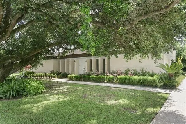 520 Fairfield Avenue, Gretna, LA 70056 - #2