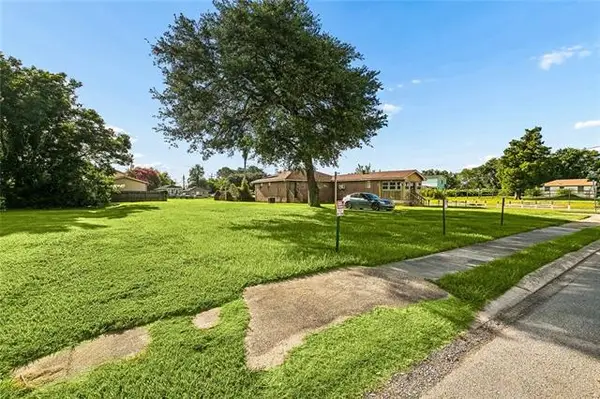 5022 Mexico Street, New Orleans, LA 70126