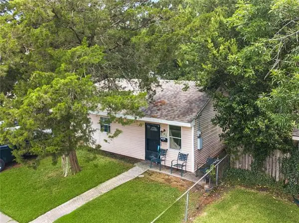 746 Randolph Avenue, Harahan, LA 70123