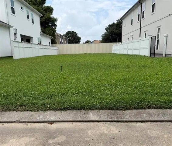 Cocos Other, Kenner, LA 70065