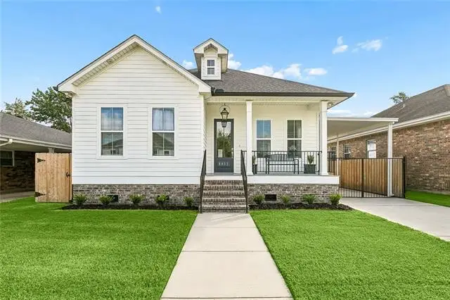 8433 Colonel Drive, Chalmette, LA 70043 - #2