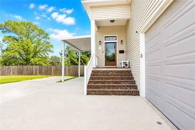 307 W Magnolia Street, Ponchatoula, LA 70454 - #3