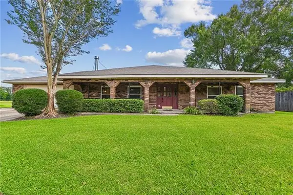 182 Thoroughbred Avenue, Montz, LA 70068