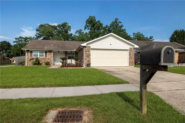 118 Bishops Drive, Slidell, LA 70458 - #1