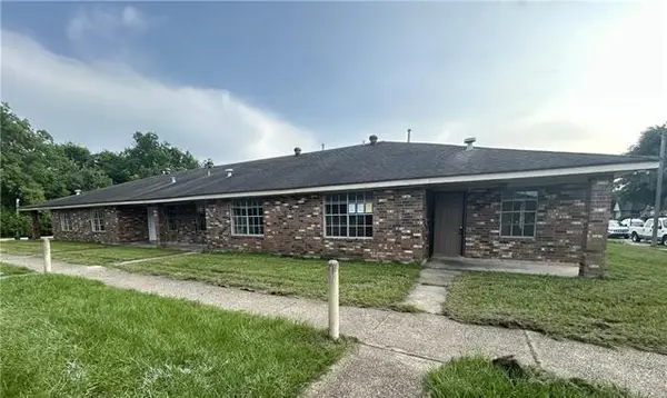 10930 Roger Drive, New Orleans, LA 70127