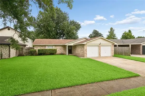 1728 Greenwood Drive, Laplace, LA 70068