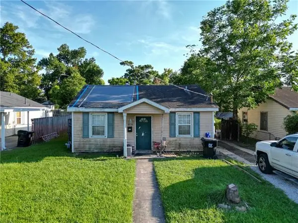 8416 Huntley Lane, Harahan, LA 70123