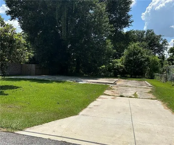 321 N Chad B Baker Street, Reserve, LA 70084